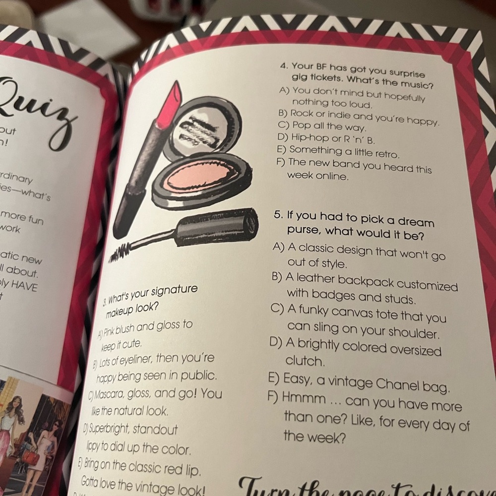 New Fashion Style book - Picture 4 of 6